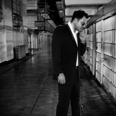 J FREQUENCY - NIGHTINGALE SHOW