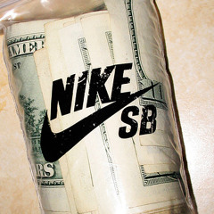 Gritty Gramz - Large On The Streets Freestyle