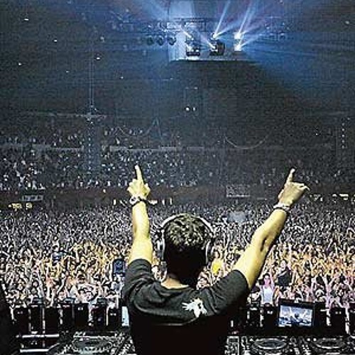 Amr & Hamaki (remix) by .. micho