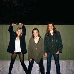 Blonde Redhead -  Penny Sparkle (SALEM Remix)