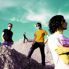 MONTPEMANOLEZ (LOS PLANETAS Un Buen Dia)