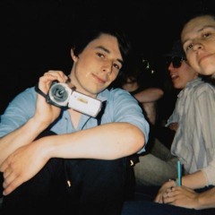 'ALIEN FAT LEG MODE' by Hello My Name Is Stacey!