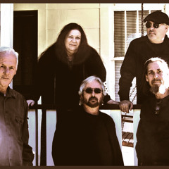 11 Mama Lucky StudioAmped - Barricades