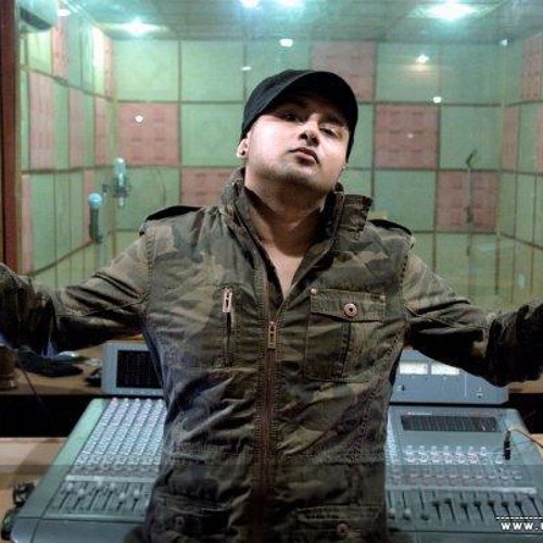 Kudiyan Da Kaal Ft. Honey singh