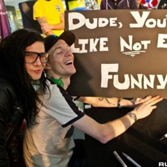 DEADMAU5 & SKRILLEX - MY NAME N STUFF (SKRILLMAU5)