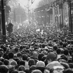 Tłum(intro)(zajęty)