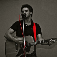 Truth hurts / Live Acoustic / Tom Lukas