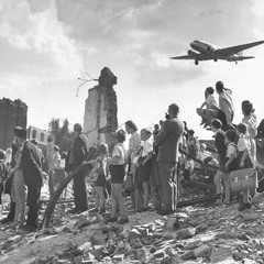 City - Am Fenster (xtrell's intro-beatstrumental)