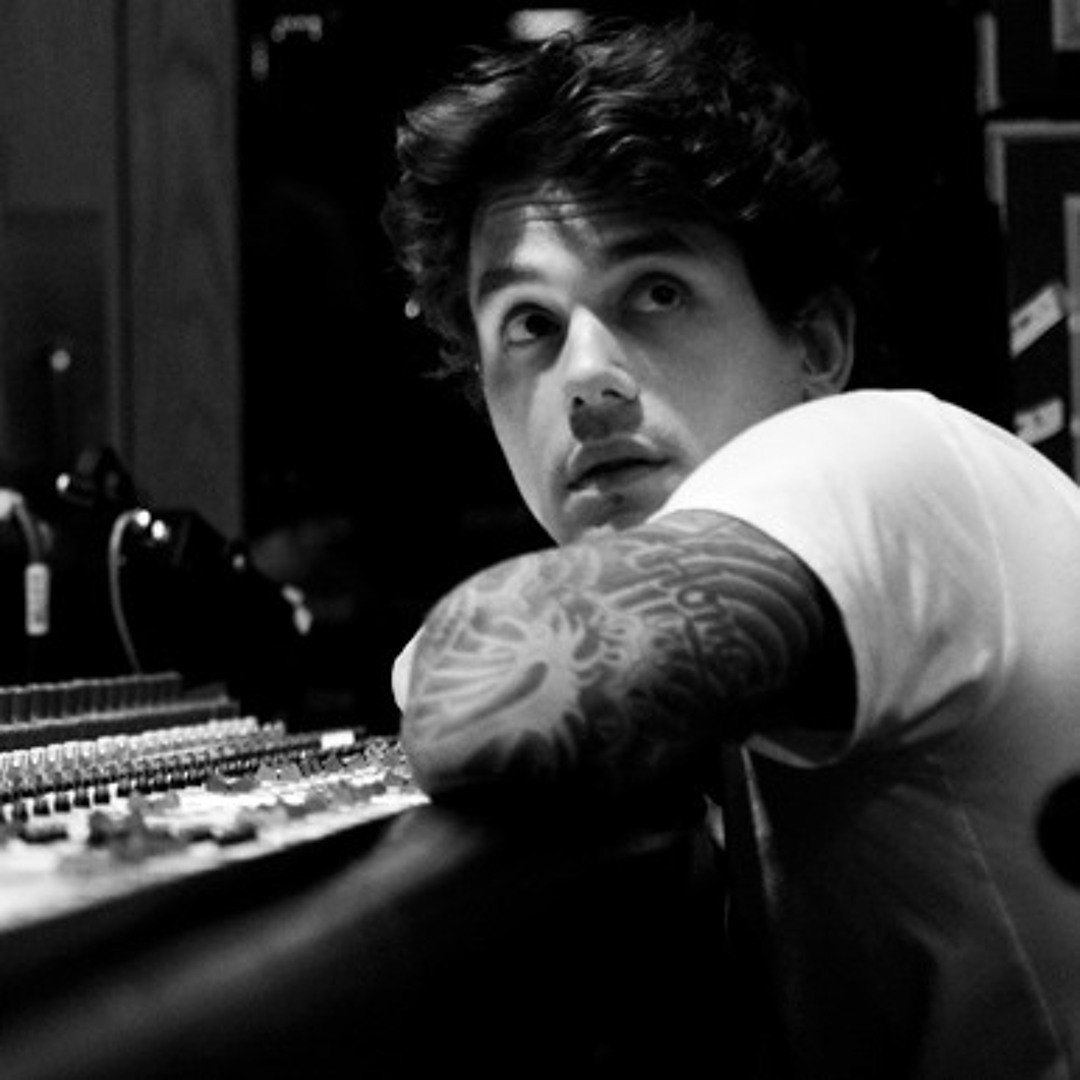 Jobe Mayer as/is ジョンメイヤー 🎸 In 2004, John Mayer stepped on stage alongside Steve Jobs to do