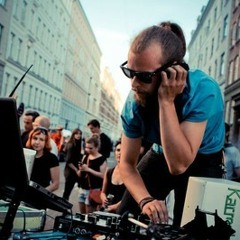 Pikolaj's Electro Swingset with a Twist of Reggae & Trumpets