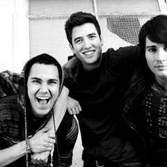 Big time rush -  shout in the dark