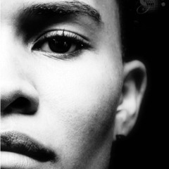 01 Who R U? (Bonus Track)