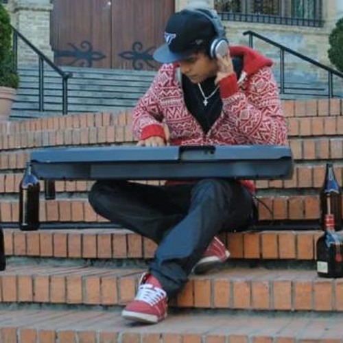 Mc Aese Ft Romo One   Tengo que partir   'Entre las Notas  El Alcohol'