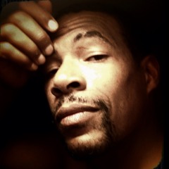 Layin in the bed free stylin some soul music... People always free-stylin rap. I free style R&B and Soul