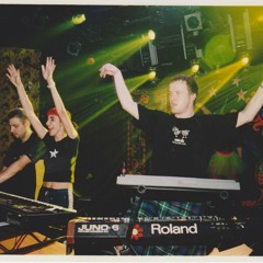 What is love - Mark Sinclair, Choci & Johnny on it Remix