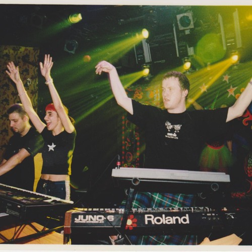 What is love - Mark Sinclair, Choci & Johnny on it Remix