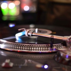 RED - Murat Uncuoglu & Erhan Kesen "Dusted" MASHED UP Larse "So long"