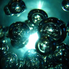 bubbles underwater live act by acidupdub