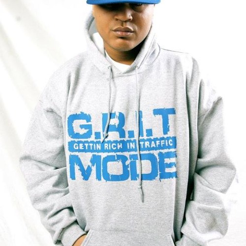 LIVE LIFE - YUNGVILLIN FT ISCO-SAY