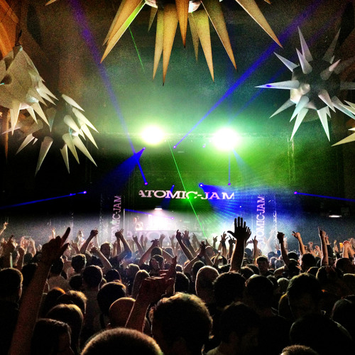 Chris Finke @ Last Ever Que Club Atomic Jam 28/1/12 (Techno Classics)