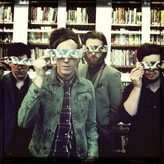 The Mirror Trap - Statues