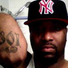 We Workin (DOUBLE-A )FEAT. S.T.