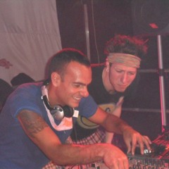 Daniele Mondello & Express Viviana-Kick The Bass & Dorian Gray (Dj Caly One & Dj Leads-Edit)