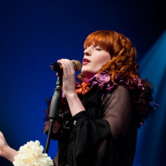 "Dog Days are Over" - Florence And The Machine (Live)