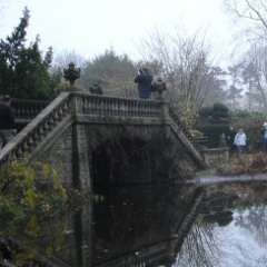 Many Rivers To Cross with Luke 'Captain' Howard on Keys