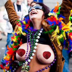 Mardi Gras 2012 Make them bounce PT1