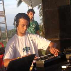 Urucubaca LIVE @ Soulvision -  Intro [Limiting Biliefs DEMO]