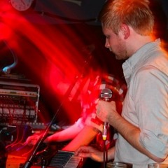 Catcall - Swimming Pool (The Emergency Deep End Remix)