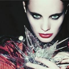 Anna Calvi "Naughty Girl" (BBC Radio 1 Live Lounge) *ripped from radio*