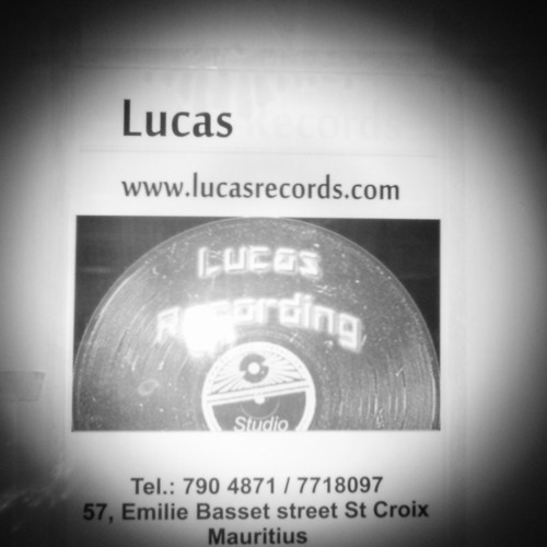 Stream (Its not easy Lucky Dube) ***Repris par David Jones*** Cover