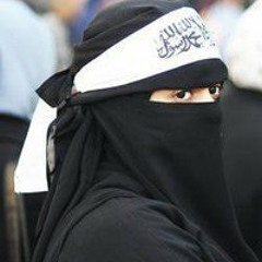 أُخيّتي بحجابها