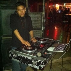 DEEJAY PATRICK- SOLO PARA ENAMORADOS MIX (Drops OFF)