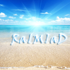 عَلّى شَـّآطِـئ الـبَـحـّـر