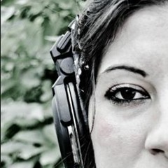 RadioX: Interview mit DJ Xarah van Tara (02.03.2012)