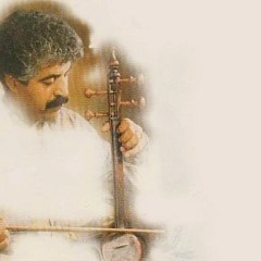 Faraj Alipour - Yeshoee Nesfe Shoee