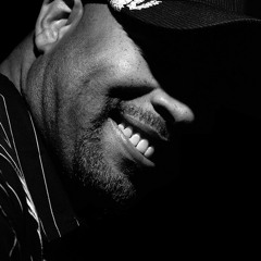 Frank McComb His Eye is On The Sparrow