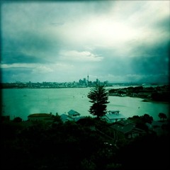 L a n d o f t h e l o s t