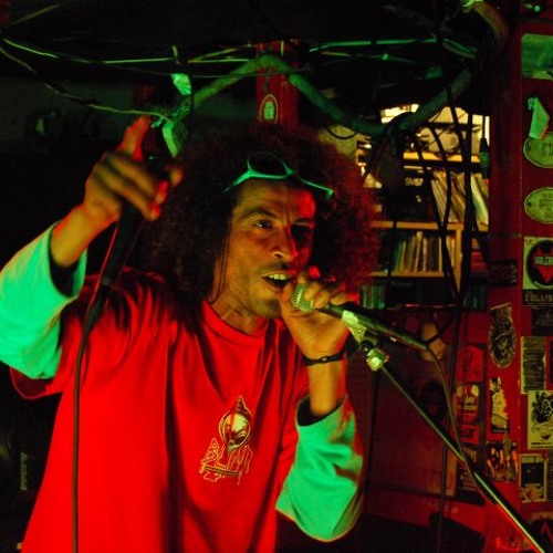 Stream Hossni - Give him da crown (Everyday Riddim) by PapaChilly ...