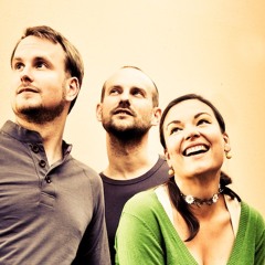 We are - This room (comp.: Markus Braun - The Notwist)