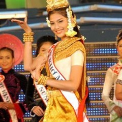 លួចស្នេហ៍ លួចទុក្ខ, ស៊ីន ស៊ីសាមុត
