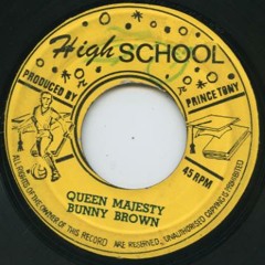 Bunny Brown - Queen Majesty