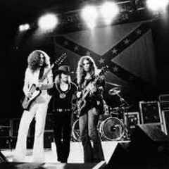 "Same Old Blues" - Lynyrd Skynyrd (Live)
