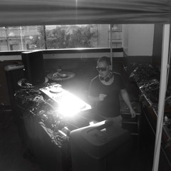 Aaron Robins - March 2012 Deep Tech House Sydney Australia
