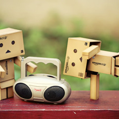 SIMON SQUIRES - MARCH 2012