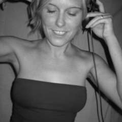 Olivia Wegner Live @ Good Vibes 2012