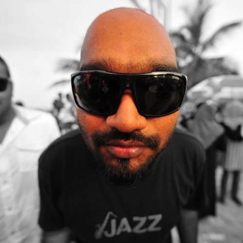 Shiuz - Chis Chis (Step Down RMX)